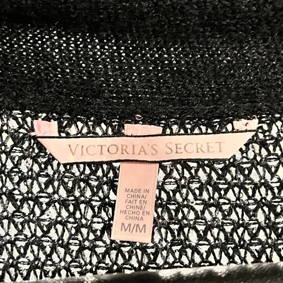 Victoria’s Secret belted dark grey cardigan with silver sequins. - Picture 2 of 5